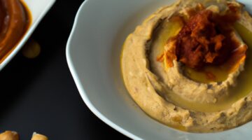 Hummus s pita chlebem.