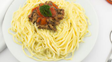 Domácí špagety bolognese