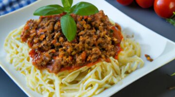 Lazaně Bolognese