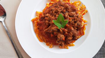 Ragu alla Bolognese bezvaječná těstovina