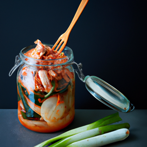 Kimchi, tradiční pikantní zeleninová fermentovaná příloha.