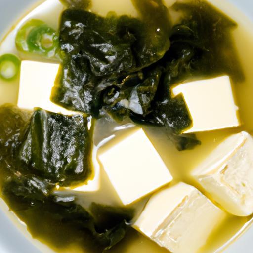 Misoshiro polévka s tofu a wakame