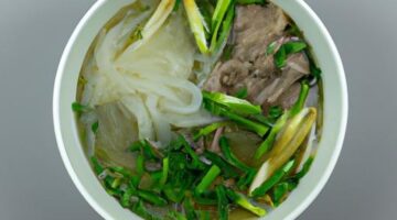 Pho bo – Vietnamská polévka s hovězím