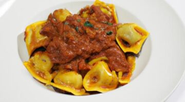 Ragu alla bolognese raviole