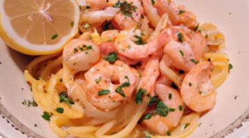 Linguine s krevetami a citronem