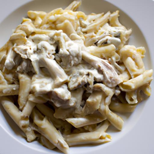 Penne Alfredo s kuřecím masem