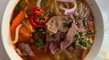 Bun bo Hue soup