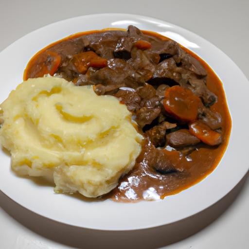 Hovězí bourguignon s bramborovou kaší