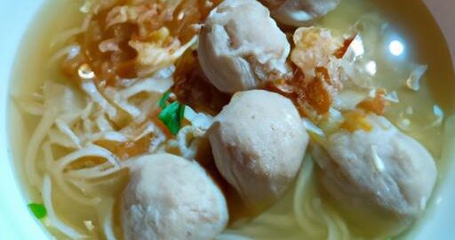 Bakso – polévka s nudlemi a masovými koulemi